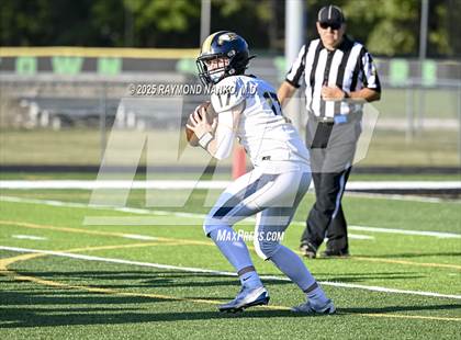 Thumbnail 1 in FR: Delta @ Yorktown photogallery.