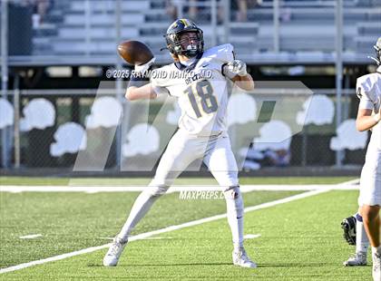 Thumbnail 3 in FR: Delta @ Yorktown photogallery.