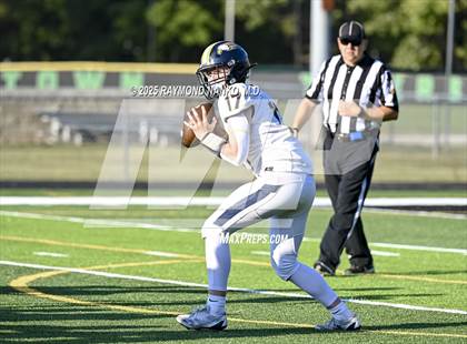 Thumbnail 3 in FR: Delta @ Yorktown photogallery.