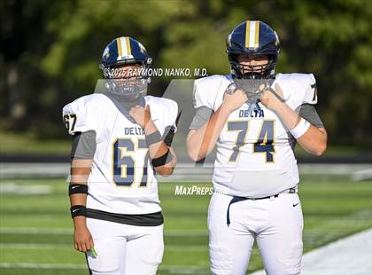 Thumbnail 2 in FR: Delta @ Yorktown photogallery.