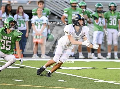 Thumbnail 3 in FR: Delta @ Yorktown photogallery.