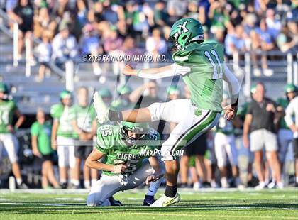 Thumbnail 2 in FR: Delta @ Yorktown photogallery.