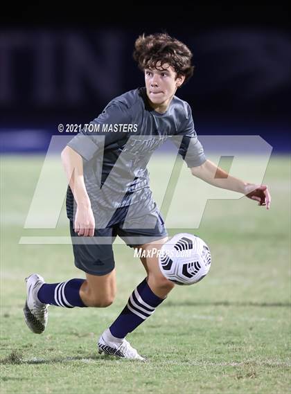 Thumbnail 2 in Charlotte Christian @ Charlotte Latin photogallery.