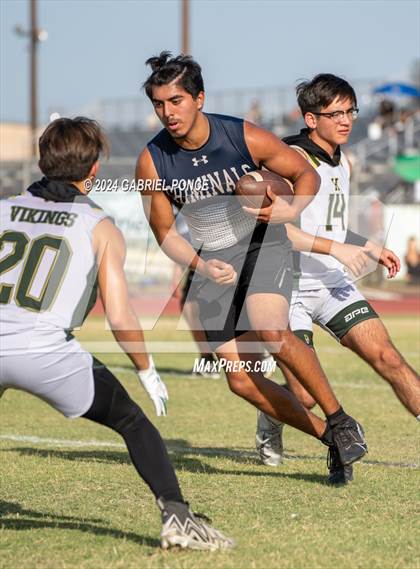Thumbnail 2 in Holtville vs Yuma (7 on 7) photogallery.