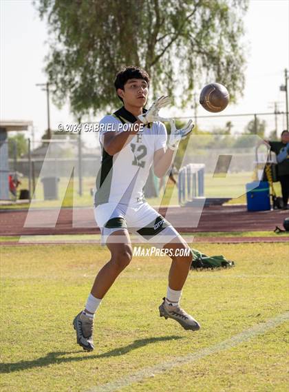 Thumbnail 3 in Holtville vs Yuma (7 on 7) photogallery.