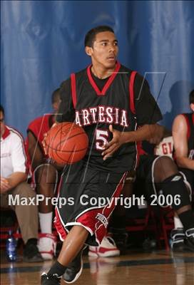 Thumbnail 3 in Artesia @ Glenn photogallery.