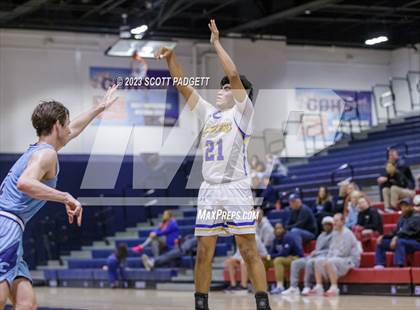 Thumbnail 3 in Linfield Christian vs. Bishop Amat photogallery.