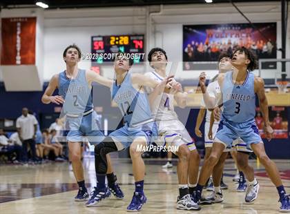 Thumbnail 3 in Linfield Christian vs. Bishop Amat photogallery.