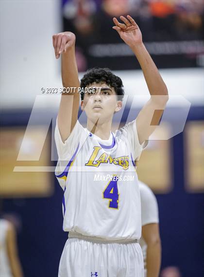 Thumbnail 3 in Linfield Christian vs. Bishop Amat photogallery.