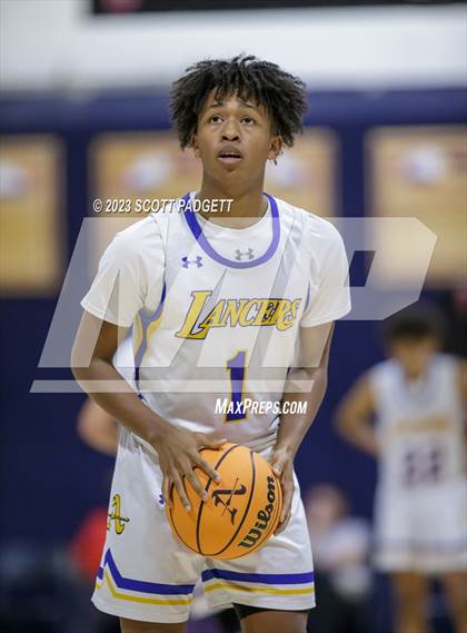 Thumbnail 1 in Linfield Christian vs. Bishop Amat photogallery.