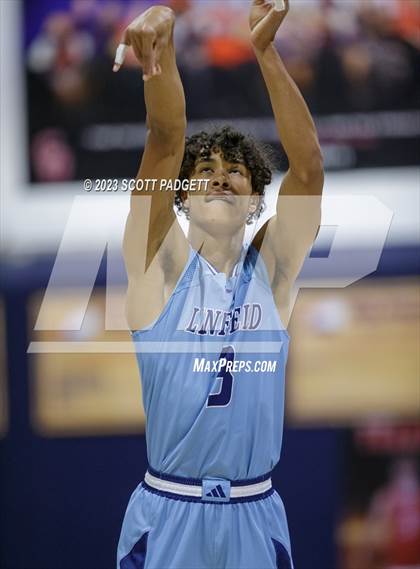 Thumbnail 3 in Linfield Christian vs. Bishop Amat photogallery.