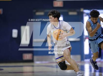 Thumbnail 3 in Linfield Christian vs. Bishop Amat photogallery.