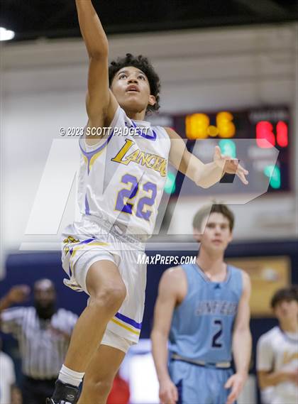 Thumbnail 2 in Linfield Christian vs. Bishop Amat photogallery.