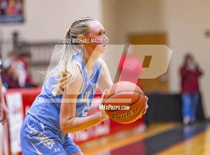 Thumbnail 1 in Lumberton @ Hardin-Jefferson (UIL 4A  D1 Basketball Area Playoff) photogallery.