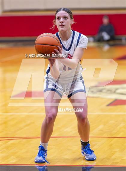 Thumbnail 2 in Lumberton @ Hardin-Jefferson (UIL 4A  D1 Basketball Area Playoff) photogallery.