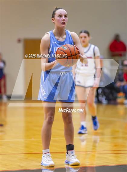 Thumbnail 2 in Lumberton @ Hardin-Jefferson (UIL 4A  D1 Basketball Area Playoff) photogallery.