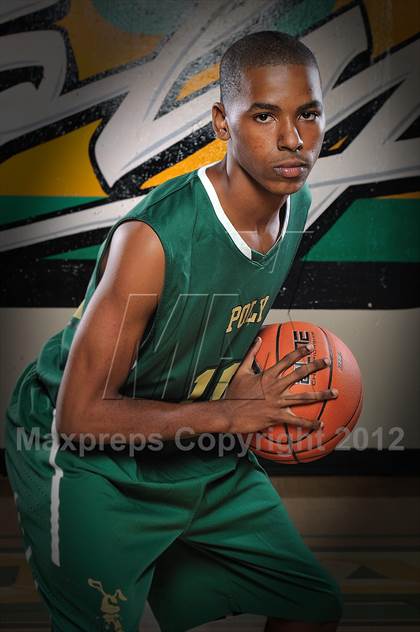 Thumbnail 3 in Long Beach Poly (Preseason Top 10 Photo Shoot) photogallery.