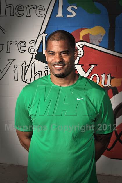 Thumbnail 1 in Long Beach Poly (Preseason Top 10 Photo Shoot) photogallery.