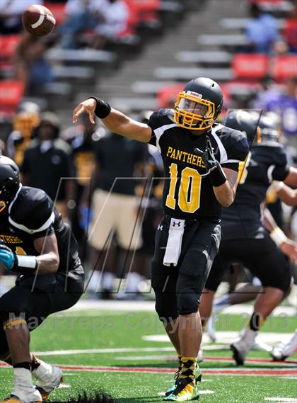 Thumbnail 3 in St. Frances Academy vs. Friendship Collegiate Academy (Brothers In Arms Classic) photogallery.