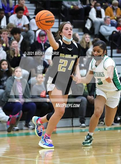 Thumbnail 2 in Shelby @ Myers Park photogallery.