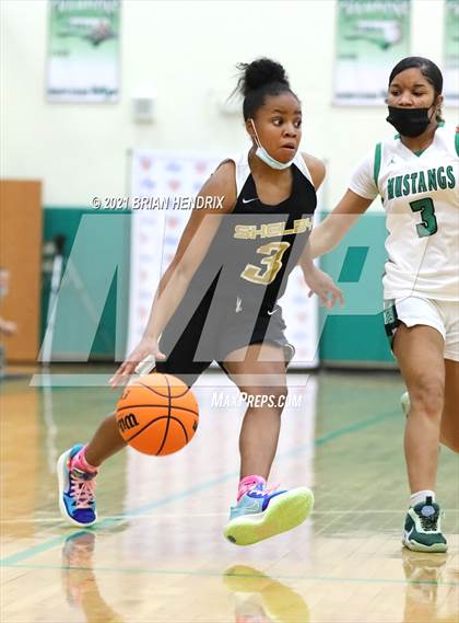 Thumbnail 3 in Shelby @ Myers Park photogallery.