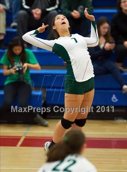 Thumbnail 2 in St. Ignatius vs. Sacred Heart Cathedral (CIF CCS D3 Final) photogallery.