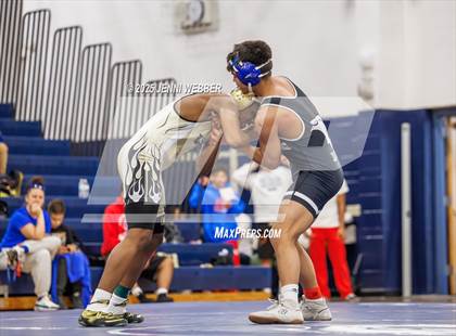 Thumbnail 1 in Cheyenne vs Spring Mountain (Spring Valley Duals) photogallery.