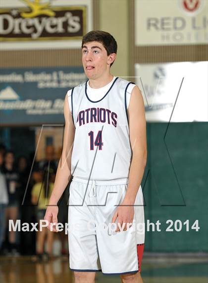 Thumbnail 3 in Mt. Shasta vs. Liberty Christian (CIF NS D5 Final) photogallery.