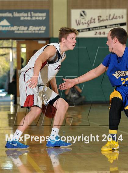 Thumbnail 2 in Mt. Shasta vs. Liberty Christian (CIF NS D5 Final) photogallery.