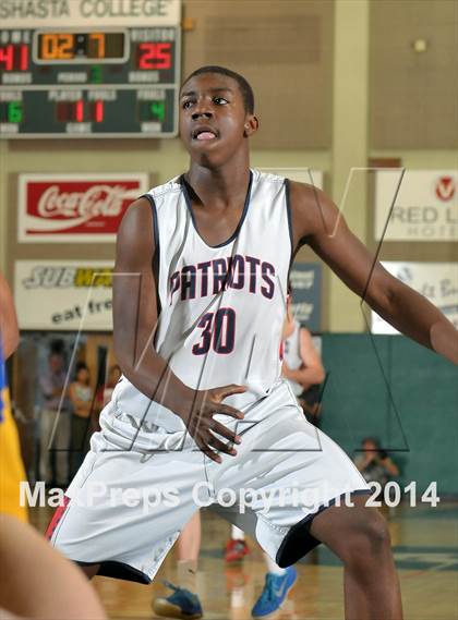 Thumbnail 1 in Mt. Shasta vs. Liberty Christian (CIF NS D5 Final) photogallery.