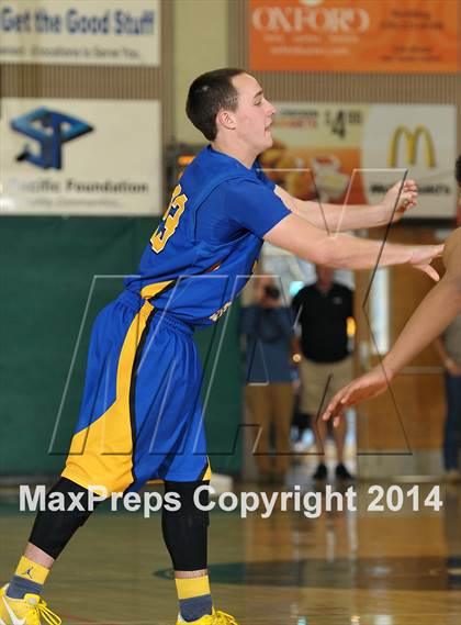 Thumbnail 3 in Mt. Shasta vs. Liberty Christian (CIF NS D5 Final) photogallery.