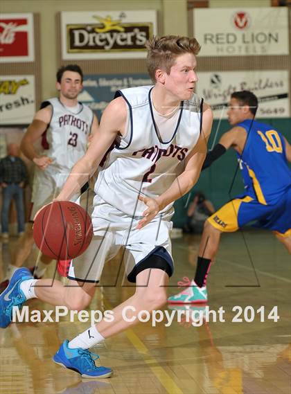 Thumbnail 2 in Mt. Shasta vs. Liberty Christian (CIF NS D5 Final) photogallery.