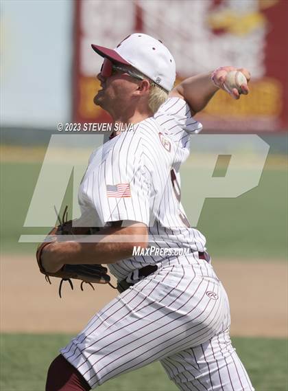 Thumbnail 3 in Canyon Crest Academy vs. Point Loma (CIF SDS D1 First Round) photogallery.