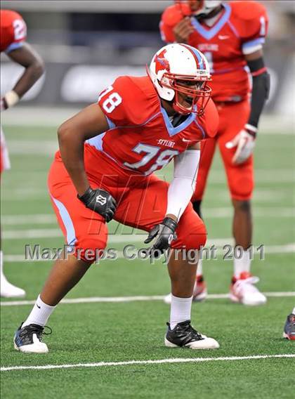 Thumbnail 2 in Cocoa vs. Skyline (Kirk Herbstreit National Kickoff Classic) photogallery.
