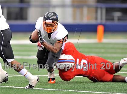 Thumbnail 1 in Cocoa vs. Skyline (Kirk Herbstreit National Kickoff Classic) photogallery.