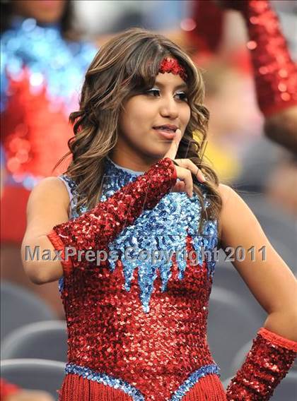 Thumbnail 2 in Cocoa vs. Skyline (Kirk Herbstreit National Kickoff Classic) photogallery.