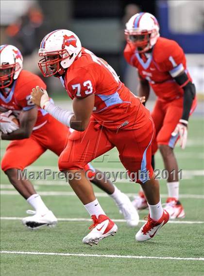 Thumbnail 2 in Cocoa vs. Skyline (Kirk Herbstreit National Kickoff Classic) photogallery.