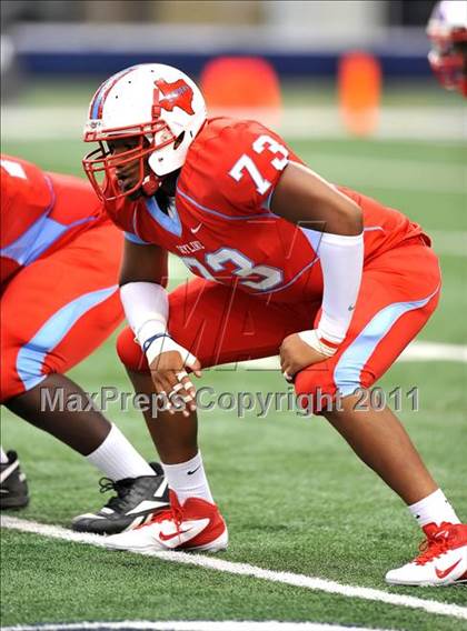 Thumbnail 3 in Cocoa vs. Skyline (Kirk Herbstreit National Kickoff Classic) photogallery.
