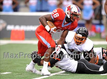 Thumbnail 1 in Cocoa vs. Skyline (Kirk Herbstreit National Kickoff Classic) photogallery.
