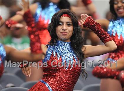 Thumbnail 1 in Cocoa vs. Skyline (Kirk Herbstreit National Kickoff Classic) photogallery.