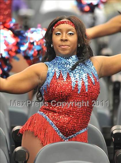 Thumbnail 3 in Cocoa vs. Skyline (Kirk Herbstreit National Kickoff Classic) photogallery.