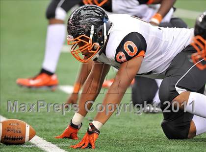 Thumbnail 1 in Cocoa vs. Skyline (Kirk Herbstreit National Kickoff Classic) photogallery.
