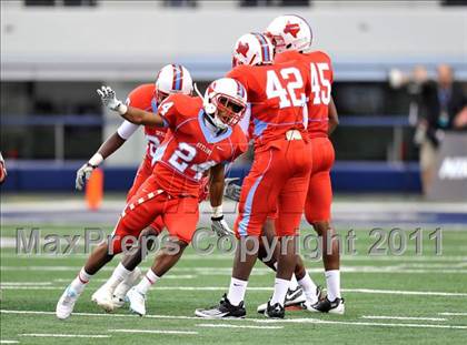Thumbnail 1 in Cocoa vs. Skyline (Kirk Herbstreit National Kickoff Classic) photogallery.