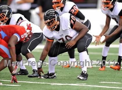 Thumbnail 2 in Cocoa vs. Skyline (Kirk Herbstreit National Kickoff Classic) photogallery.
