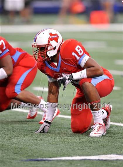 Thumbnail 2 in Cocoa vs. Skyline (Kirk Herbstreit National Kickoff Classic) photogallery.