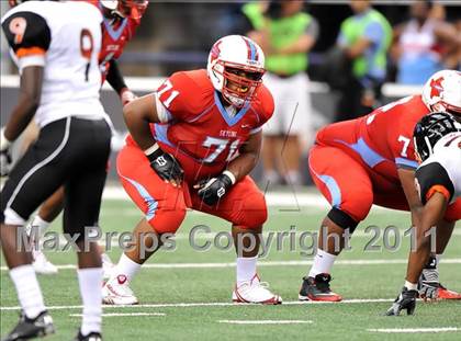 Thumbnail 2 in Cocoa vs. Skyline (Kirk Herbstreit National Kickoff Classic) photogallery.