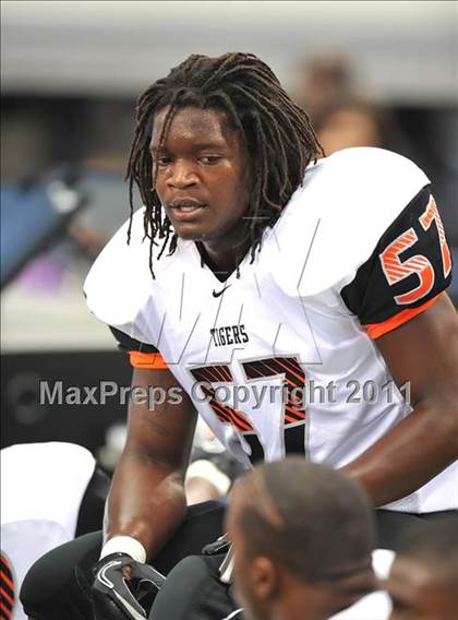 Thumbnail 1 in Cocoa vs. Skyline (Kirk Herbstreit National Kickoff Classic) photogallery.