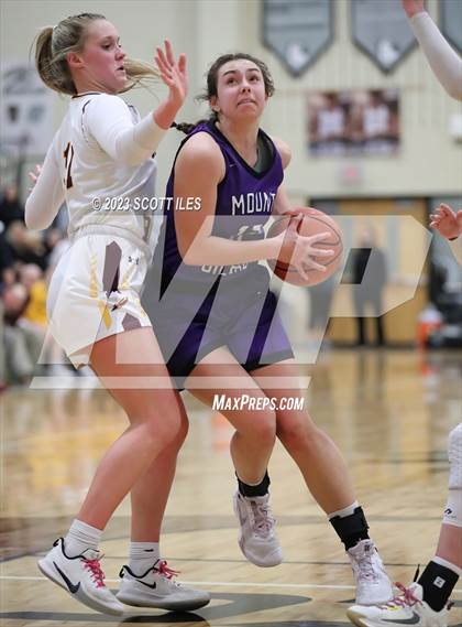 Thumbnail 1 in Mt. Gilead vs. Berne Union (OHSAA D4 District Semifinal) photogallery.