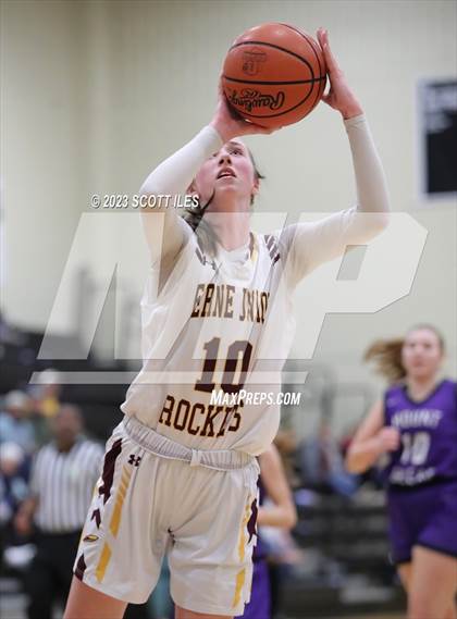 Thumbnail 1 in Mt. Gilead vs. Berne Union (OHSAA D4 District Semifinal) photogallery.