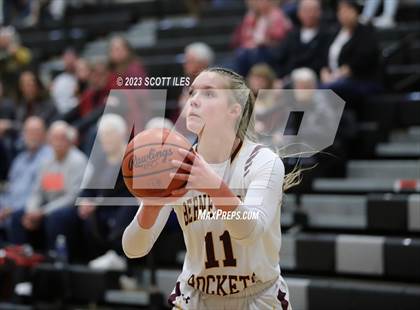 Thumbnail 3 in Mt. Gilead vs. Berne Union (OHSAA D4 District Semifinal) photogallery.